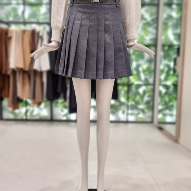 듀엘 2024 플리츠 셋업 스커트 55사이즈