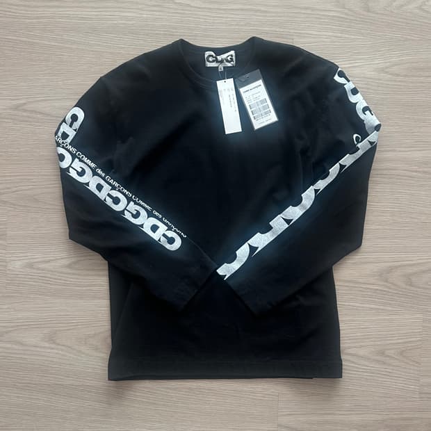 CDG 사이드로고프린트 롱슬리브 XL