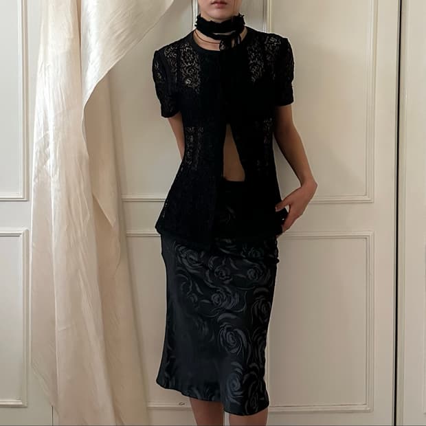 silver rose silky skirt