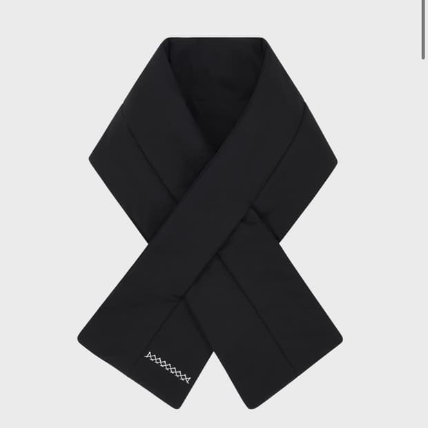 삽니다) 준느 패디드 머플러 구매합니다!