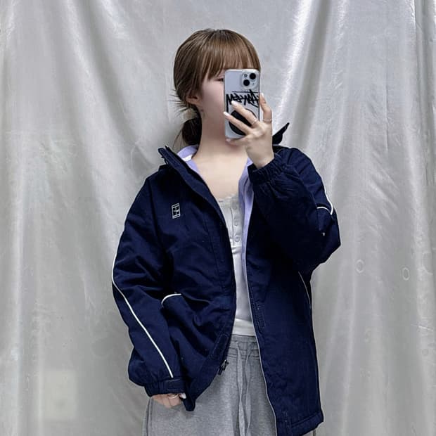 나이키 00‘s 테니스로고 스우시 점퍼 