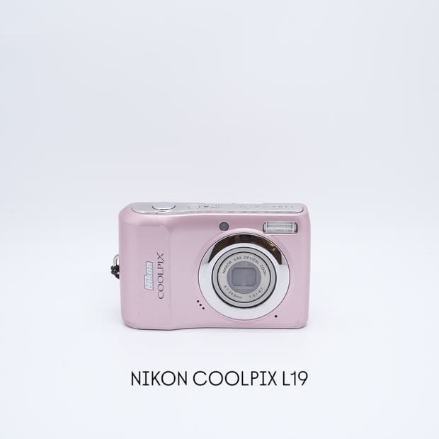 Nikon coolpix l19