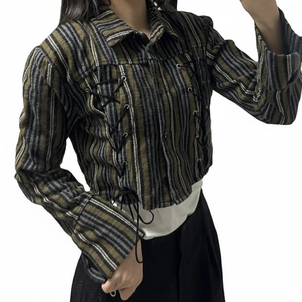 [~2.12]스트라이프 레이스업 포인트 크롭 카키 자켓