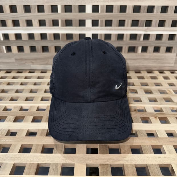 나이키 헤리티지86 메탈스우시 폴리 캡