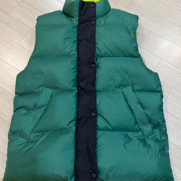 유니클로 마르니 덕다운 조끼