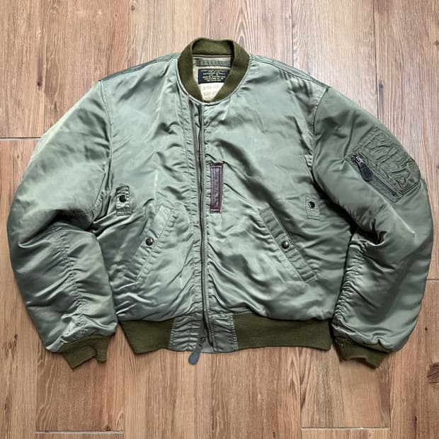 캡클로딩 ma-1 자켓