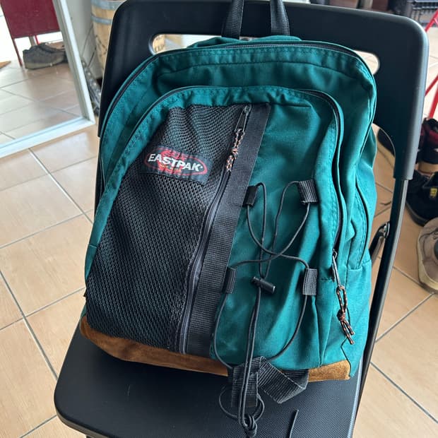 90’s USA Eastpak backpack