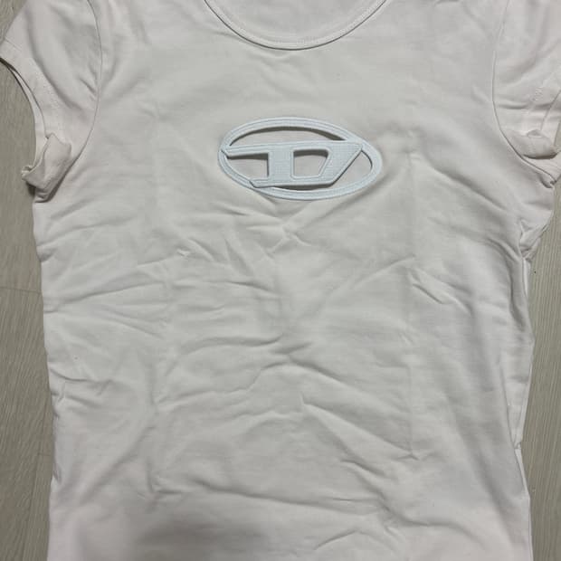 디젤 피카부 반팔 xs