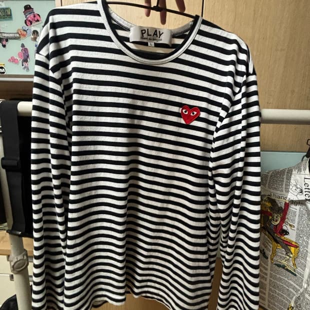꼼데 플레이 스트라이프 보더티