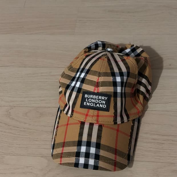 버버리 런던 볼캡 M/L