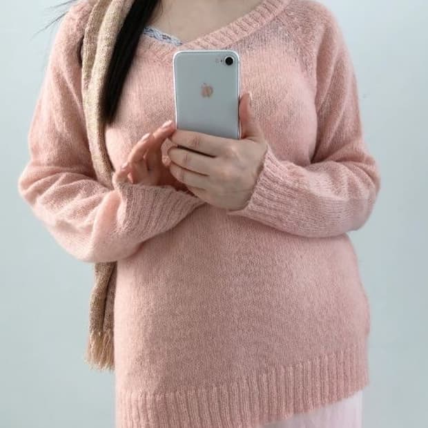 흐프이 이알로이지 니트