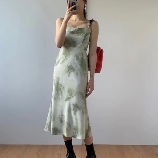 루루서울 미드나잇 썬 드레스 원피스 (새상품)