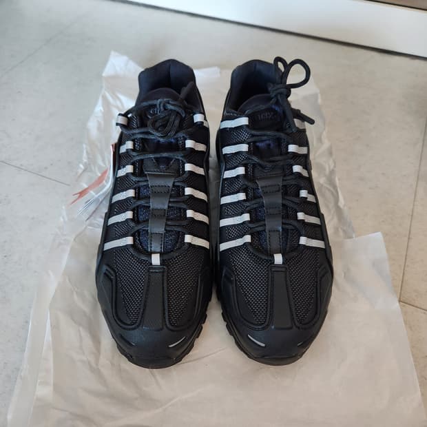 나이키 에어맥스95 NDSTRKT 280 블랙