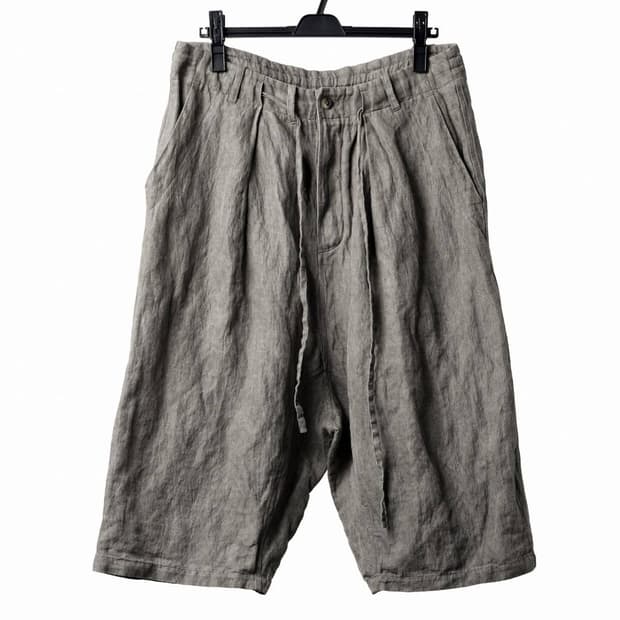FORME d’expression linen half Pants