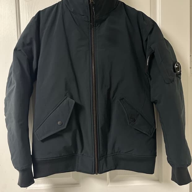 Cp company 봄버 자켓