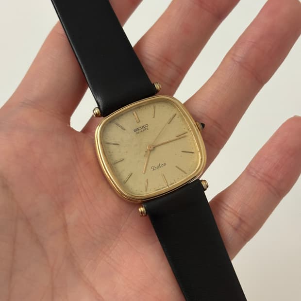 1980s Dolce Gold Square Quartz