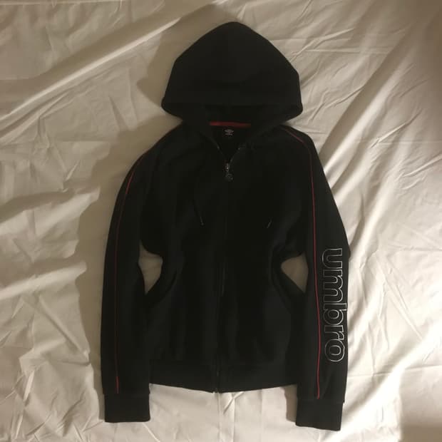 엄브로 니트 후드집업