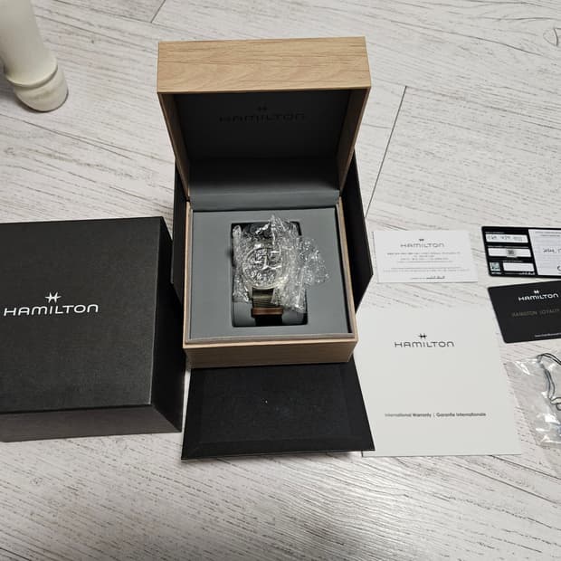 해밀턴 카키필드 메카니컬 수동 38mm 블랙