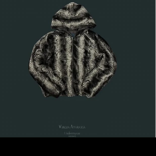 언더마이카 플리스 자켓 구매합니다 