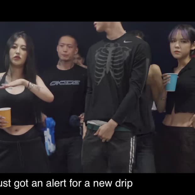 나이키 스켈레톤 저지