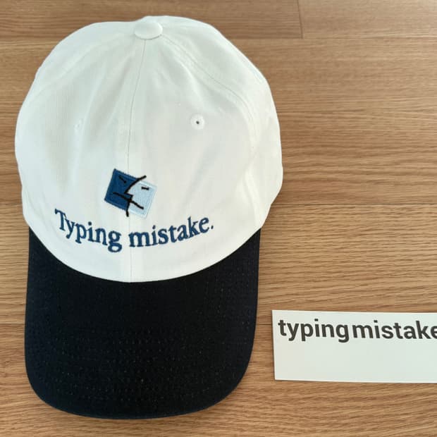 타이핑 미스테이크 볼캡 typing mistake