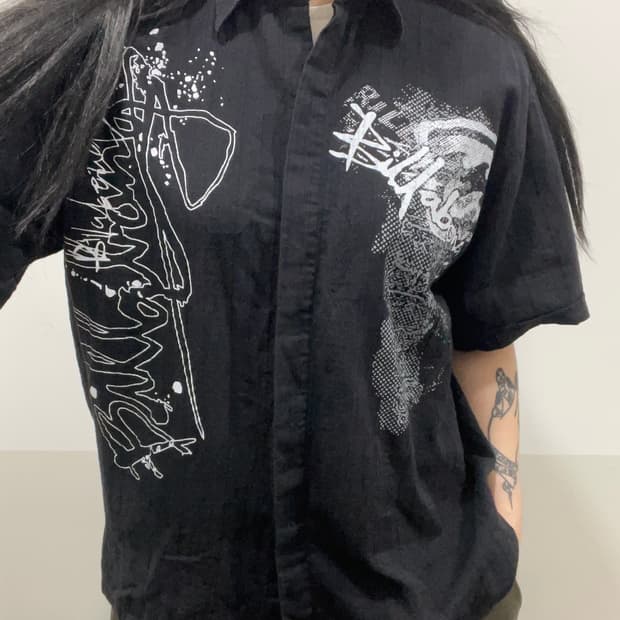 Billabong 빌라봉 Y2K 그래피티 프린팅 반팔셔츠