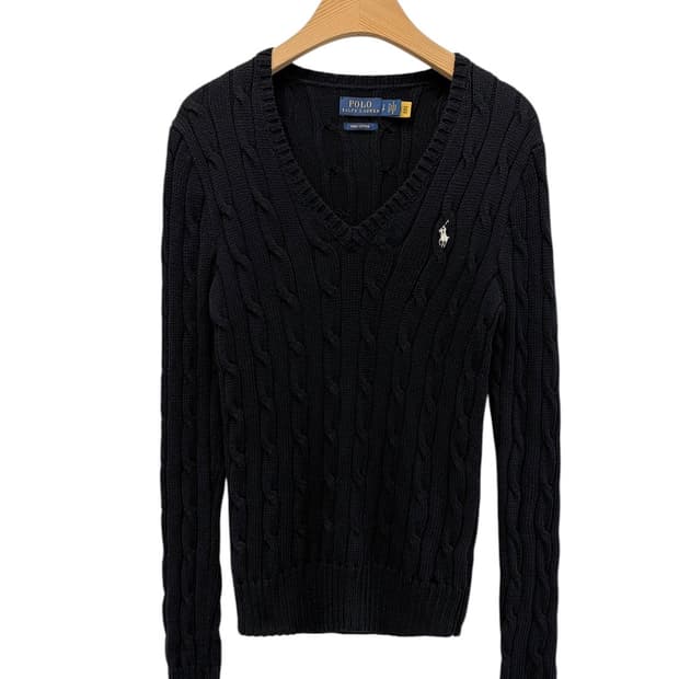 폴로 케이블 꽈배기 브이넥니트 블랙 (여성S)