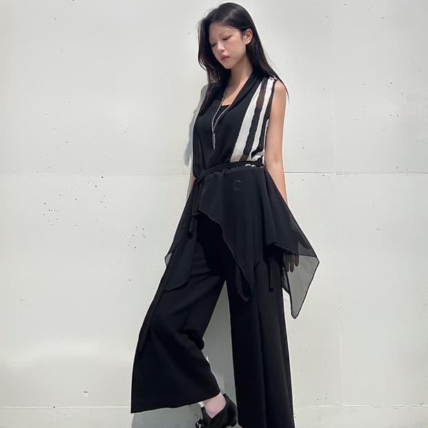 Zebra pattern sheer sleeveless