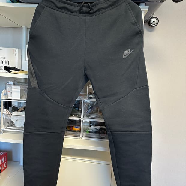 나이키 테크 플리스 조거팬츠 블랙 M 