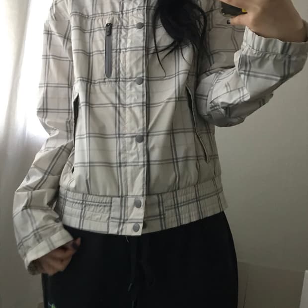 콜롬비아 아이보리 체크 윈드브레이커