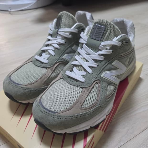 990v4 올리브