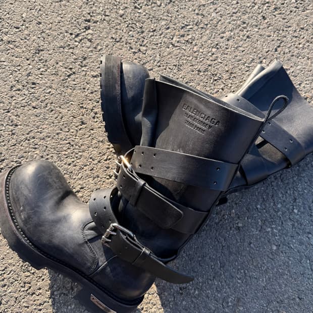 발렌시아가 베놈부츠 하이