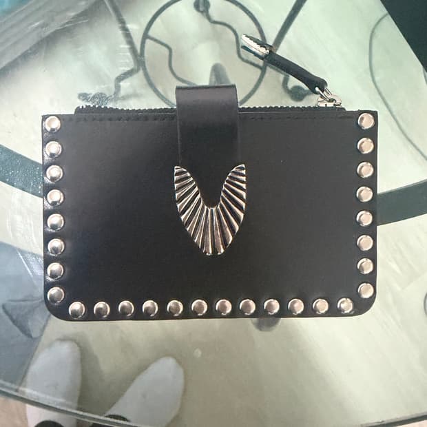 토가 TOGA 스터드 미니 지갑 블랙 새상품