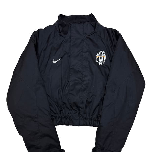 나이키 유벤투스 블랙 크롭 점퍼