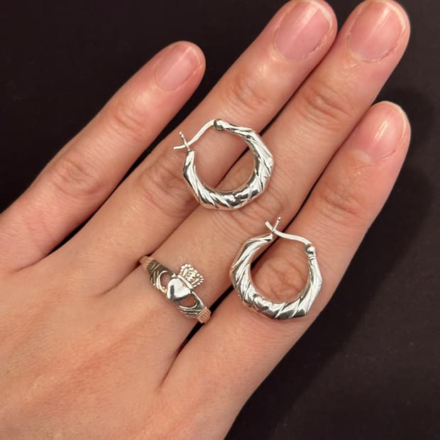 Heart Twist 925Silver Hoop Earring