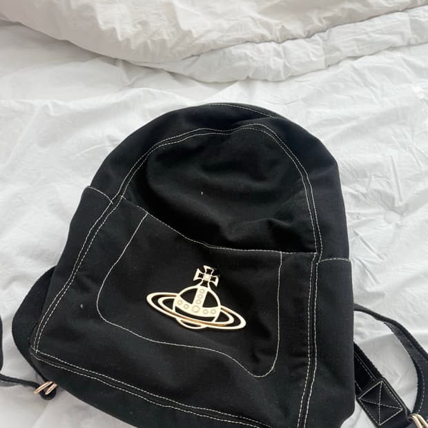 비비안웨스트우드 백팩