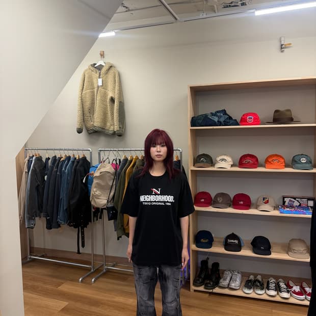 네이버후드 반팔 티셔츠
