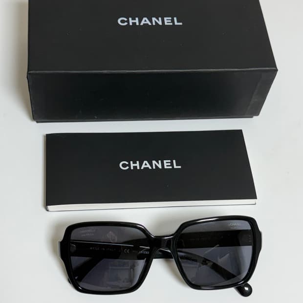 샤넬 스퀘어 선글라스