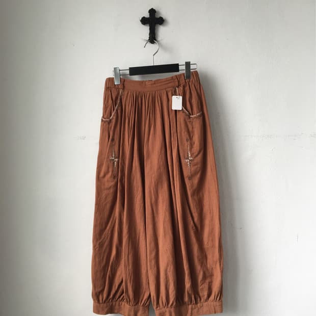 Ethnic simbol point pants