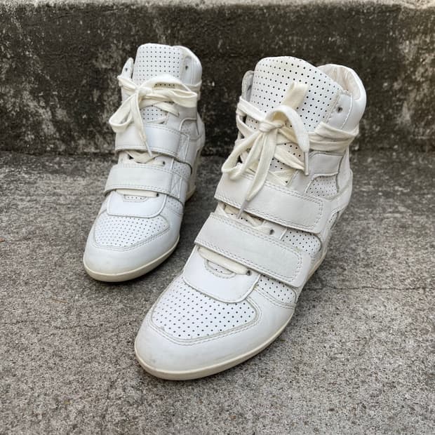 [37] ASH 화이트 레더 웨지힐 스니커즈 (240)