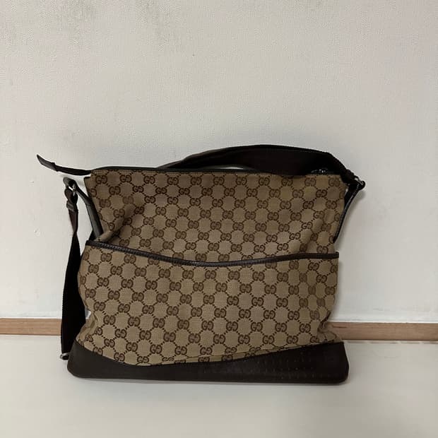 구찌 GG 캔버스 메신저/크로스백 (145856) 