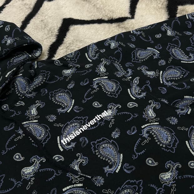 [L]디스이즈네버댓 페이즐리 후드