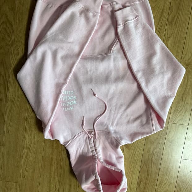 Antisocial social club 후드