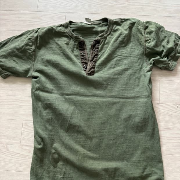 버즈릭슨 LOT NO. BR79192 SLUB YARN 헨리넥 (L)