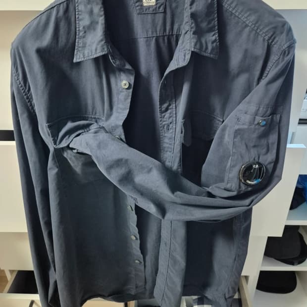 CP컴퍼니 네이비 셔츠 L