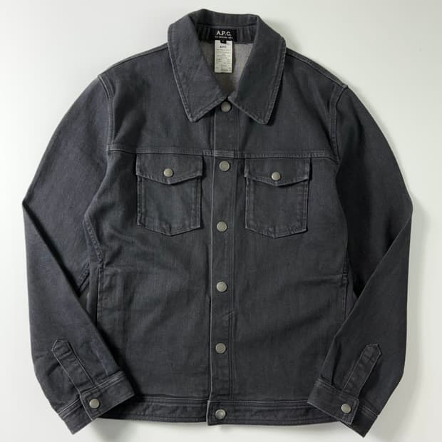 A.P.C  아페쎄 차콜 워시드 데님 트러커 자켓 