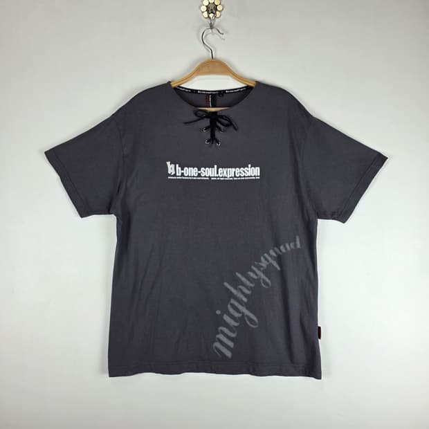 b one soul project  아일렛 티셔츠