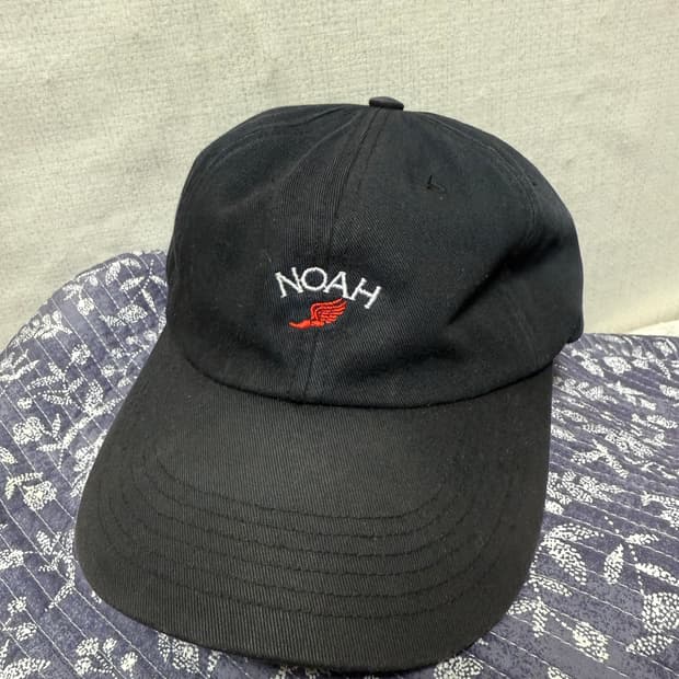 Noah 노아 윙풋 캡 모자 판매합니다.
