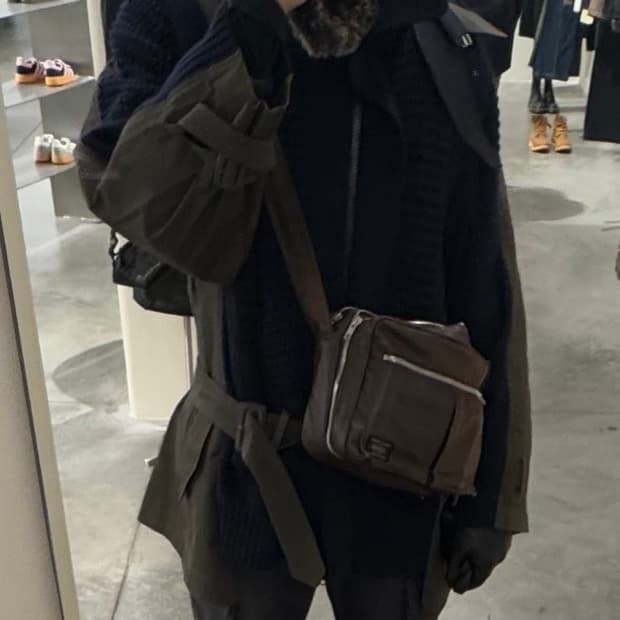 사카이 울 니트 믹스드 코트 카키 네이비 하이넥 자켓