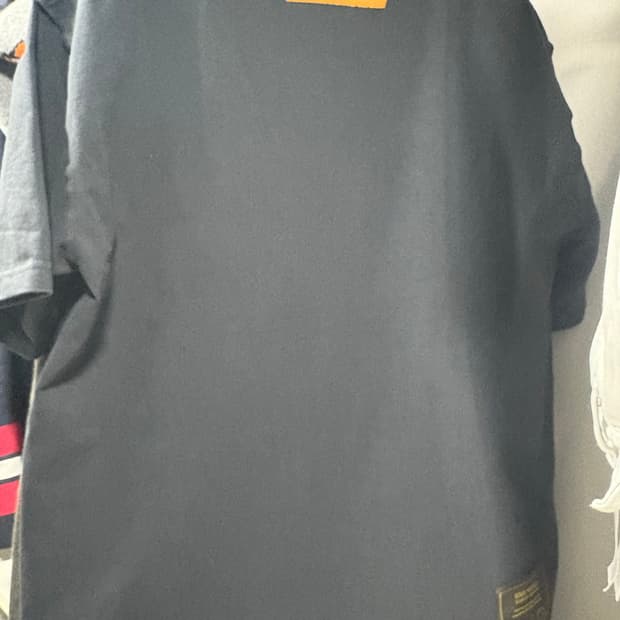 루이비통 스테이플 에디션 반팔 티셔츠 백화점판